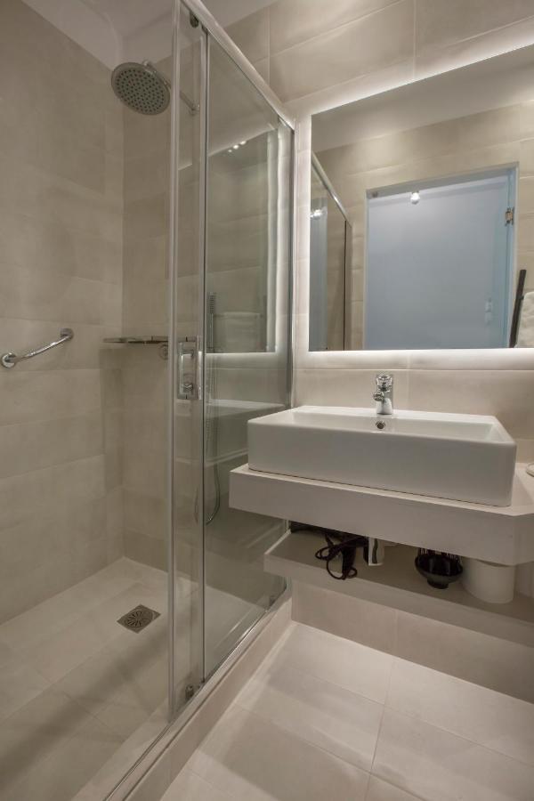 Ermou Stylish Suites By Ghh Atenas Exterior foto